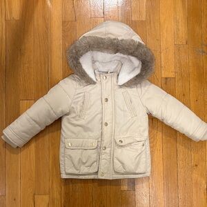 Carter’s fleeced beige Parka,  Hooded with Faux Fur Trim 3T girl,